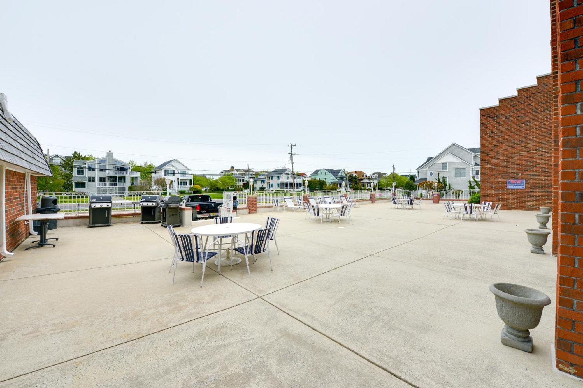 Bright Condo Half-Block To Cape May Beach! Eksteriør billede